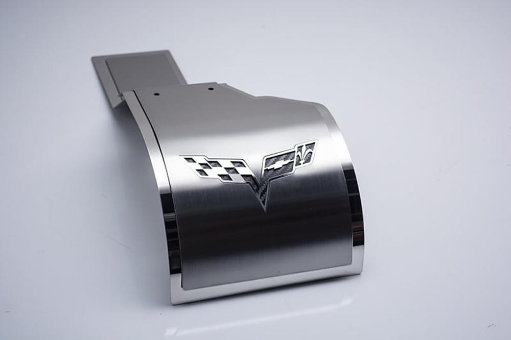 Alternator Cover w/Black Crossed Flags for 2005-2013 Chevy Corvette - Picture 3 of 5